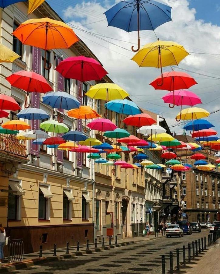 Apartments On Svobody Avenue- The Center Of Lviv Exterior foto